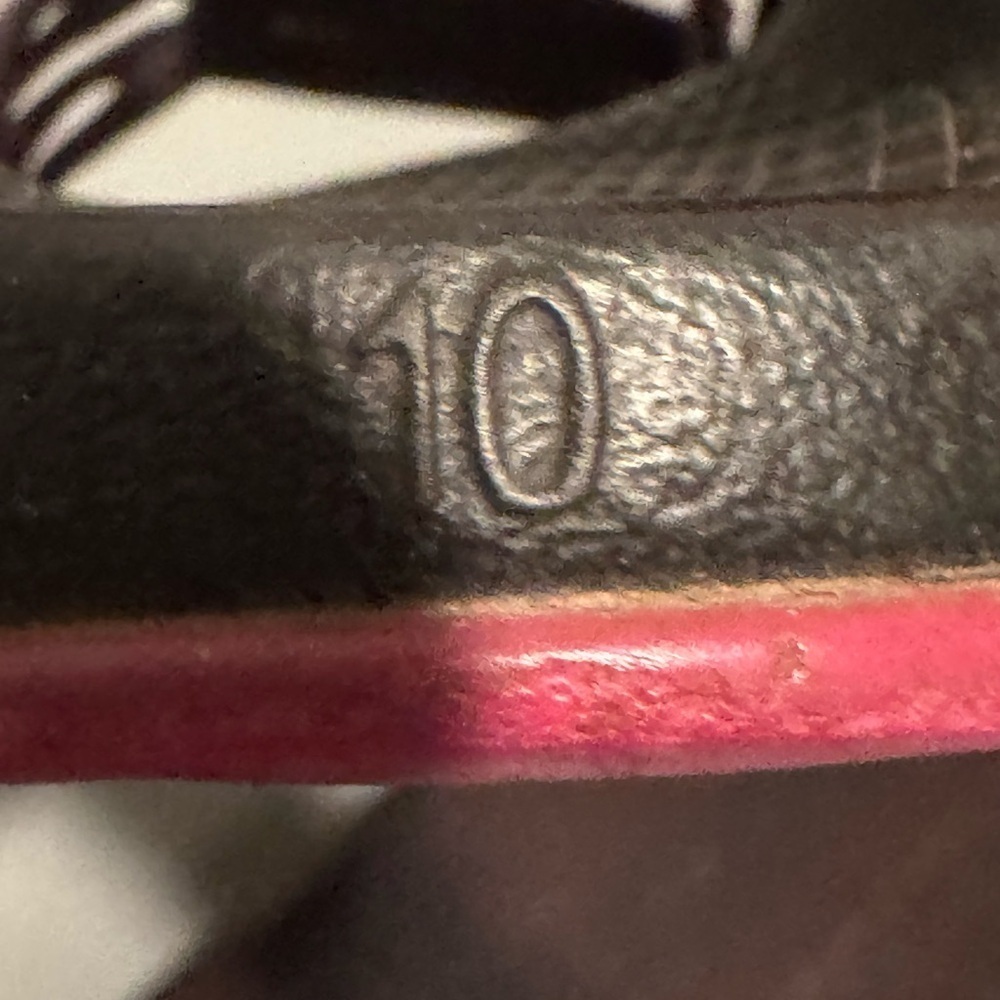 Chaco Kids Sandals in Black and Pink - Picture 4 of 4